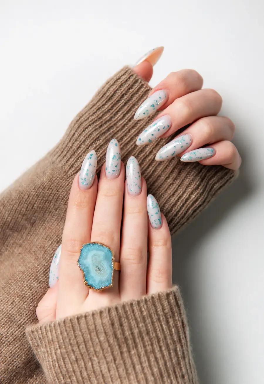 Velora Nail Art